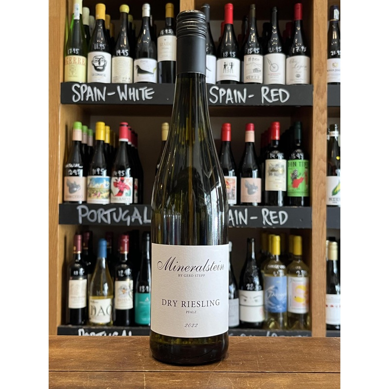 Mineralstein Dry Riesling