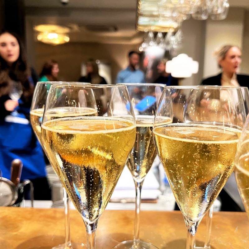 Premier Crew Club Night: Wines of France Admit 1